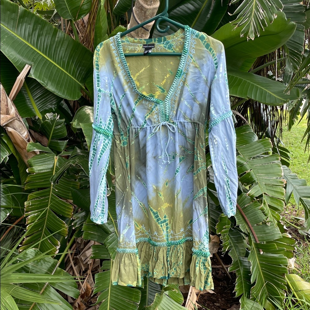 tie-dye hippie dress with ribbon trim